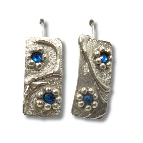 Click to view detail for DKC-2135 Earrings, Oblong Drop, Blue CZ $140